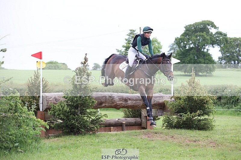 240525-172600-18255 - 271-WILD_ATLANTIC_WAY-Susie_Berry