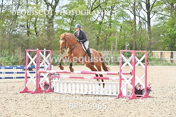 BPP_6965 - CLASS 4 FRI Senior BritiNovice/ 90cm Open