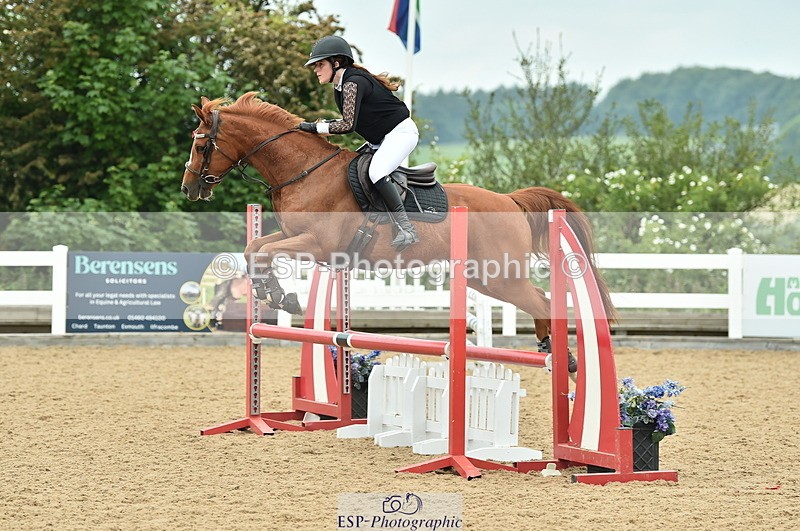 230611A-102058-04624 - Cls 32 85cm Amateur Qualifier