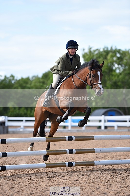 230718A-172216-00286 - 70cm