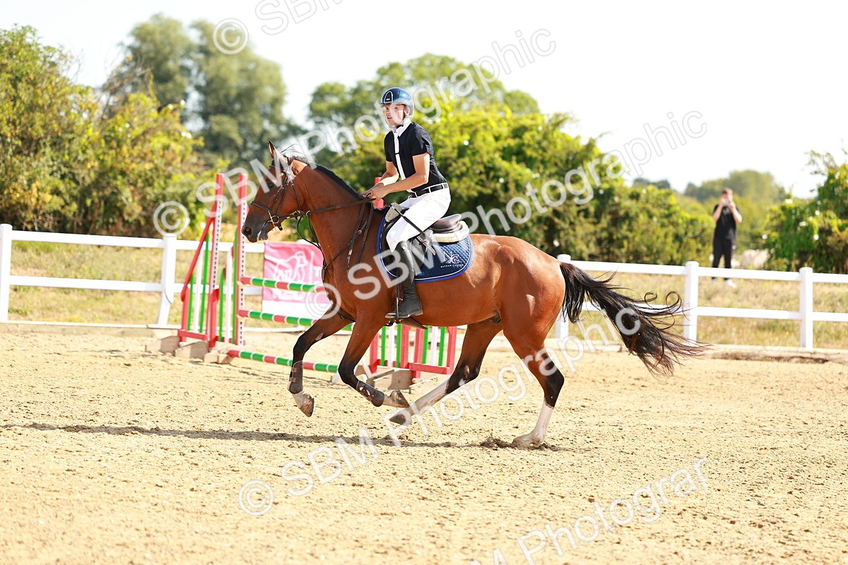SBM_002711 - Class 9 - Senior British Novice - 90cm