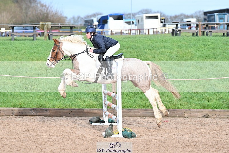 231203A-115106-00975 - Cls 18+19 Club and Schools 90cm