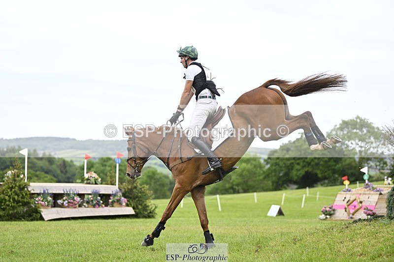 240525-154327-16871 - 223-MORNINGSTAR_VAN_ALTRIDO-Max_Warburton
