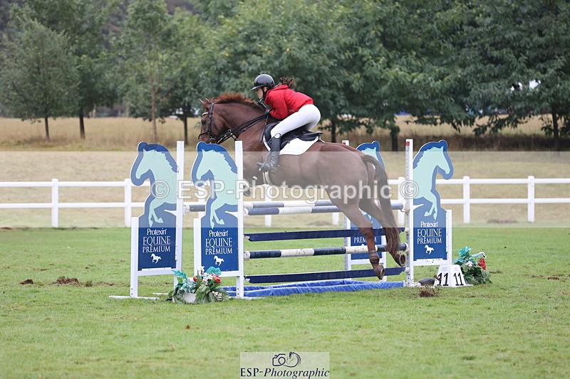 250830A-150738-07213 - Cls 16 Snr Newcomers and 1.10m Open