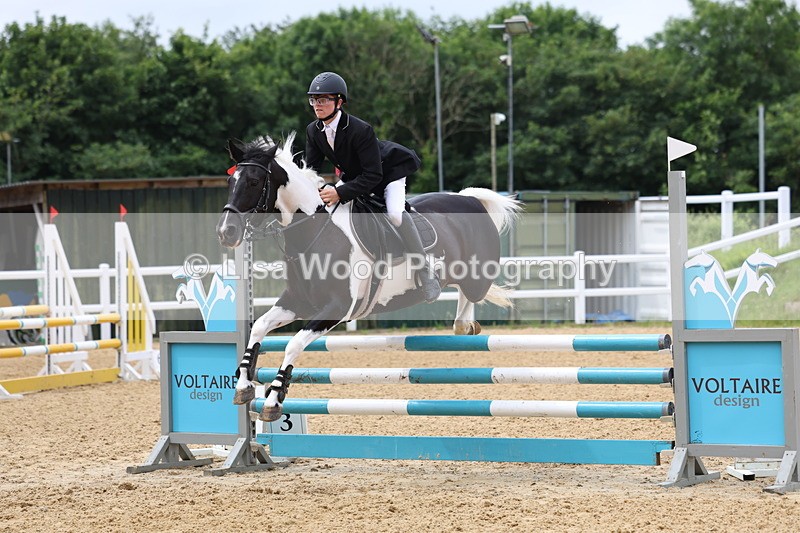 3E7A6163 - Class 4: Senior British Novice/90cm open