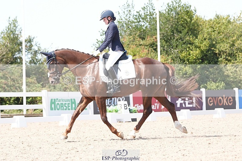 250817-143051-10683 - 180-Chloe.BushWellfields.Diaman.Vallante