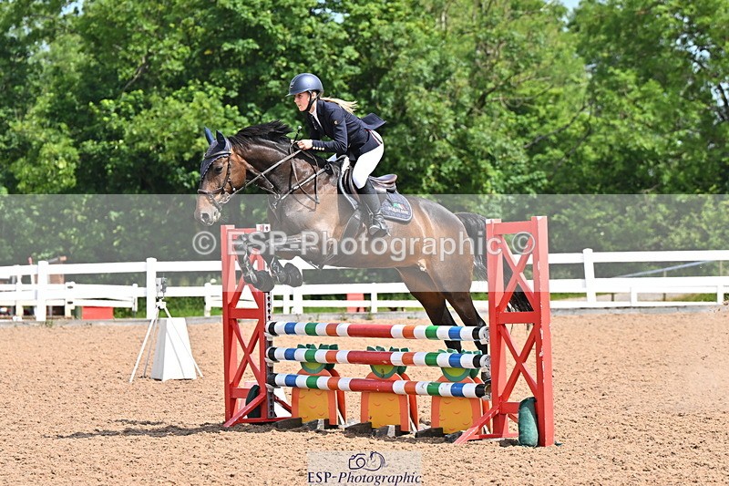 240619A-110717-00025 - Cls 1 British Novice and 90cm Open
