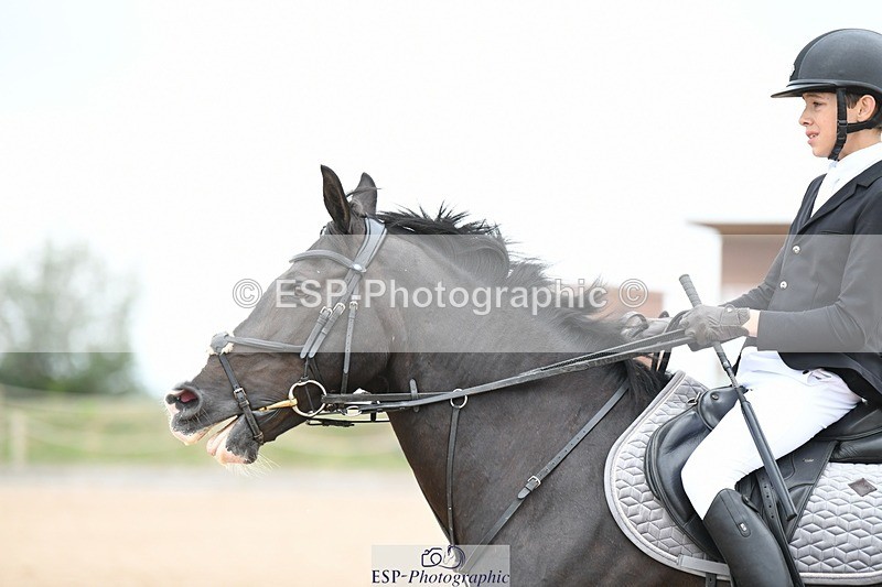 250807-111737-00573 - 90cm Round 1