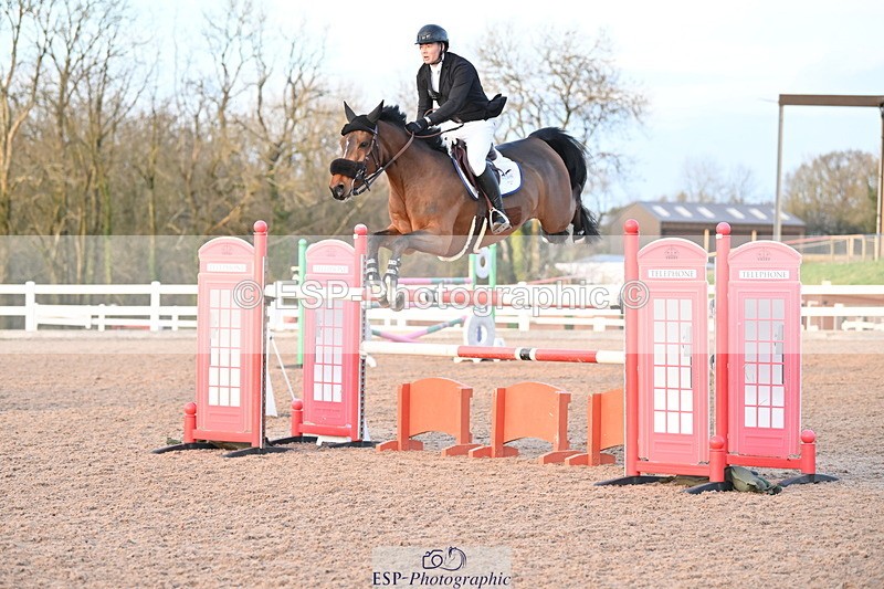 231208A-153447-01300 - Cls 7 National 1.30m & 1.40m