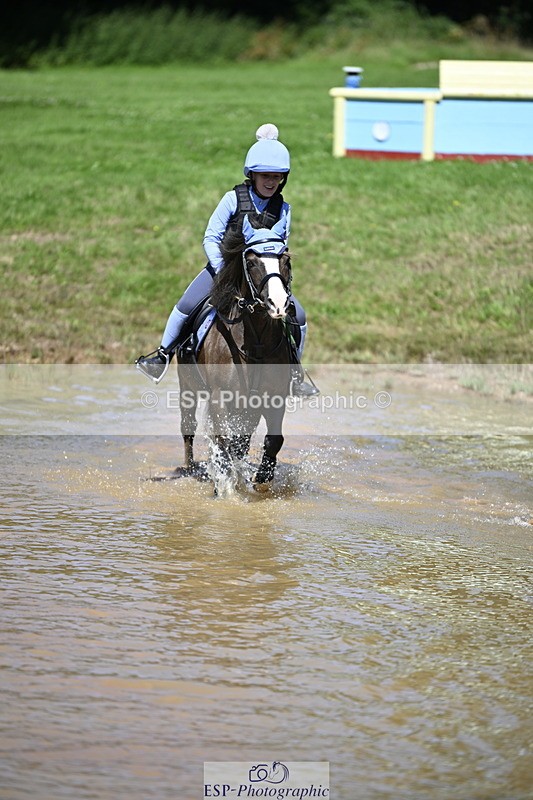 240728B-112503-01025 - Theo's Group XC