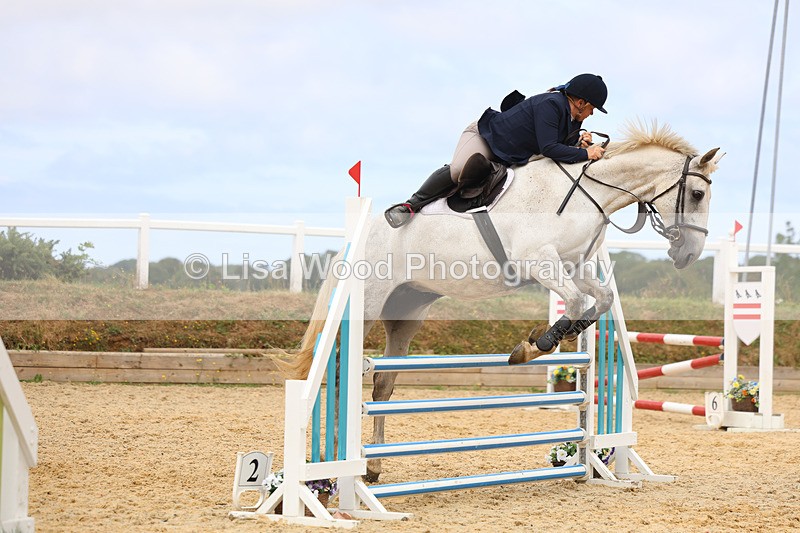 3E7A4745 - Class 4: Senior British Novice/90cm open