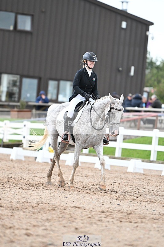 250907-125838-08509 - 009-Terri.EllawayTagula.Passion