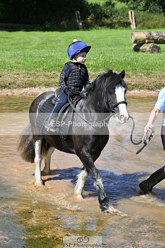 240728B-110722-01100 - Gemma's Group XC