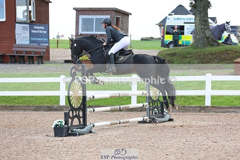 250913-101201-06005 - Cls 21 Snr British Novice and 90cm Open