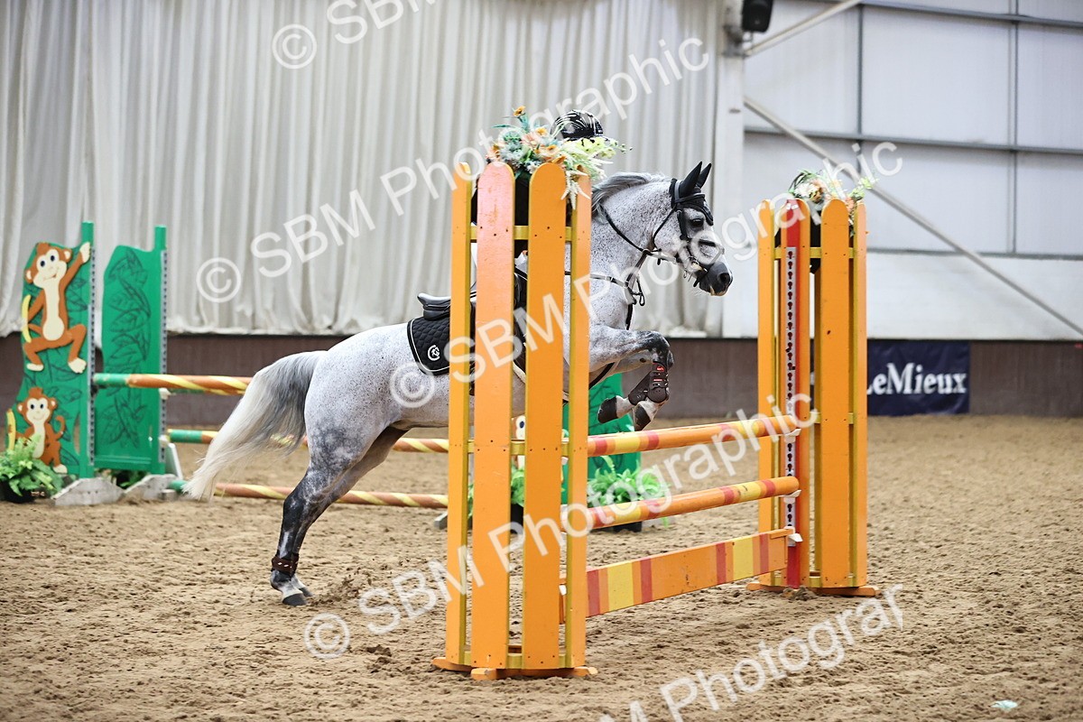 SBM_003614 - Class 11 - Springboard 128cm 138cm Restricted 85cm 95cm