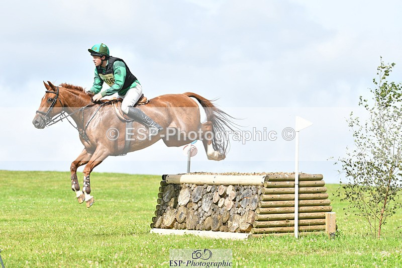 240804-104104-10435 - 406-Harry_Rowcliffe-22_CARROT_GOLD