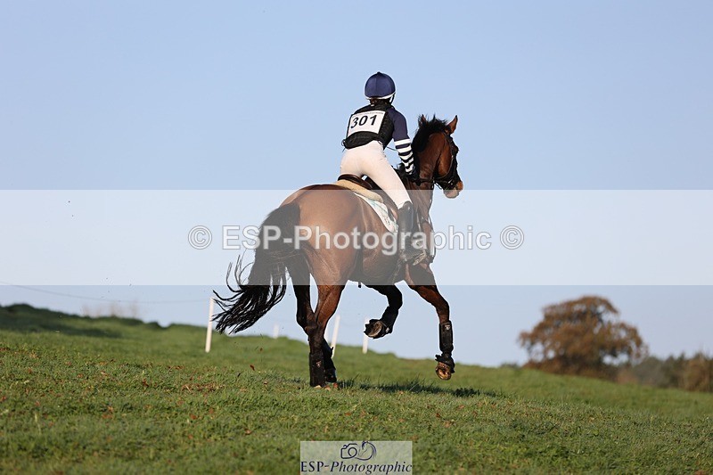 241026-093556-11338 - 301-Ilaria.Serra-DREAM.MACHINE