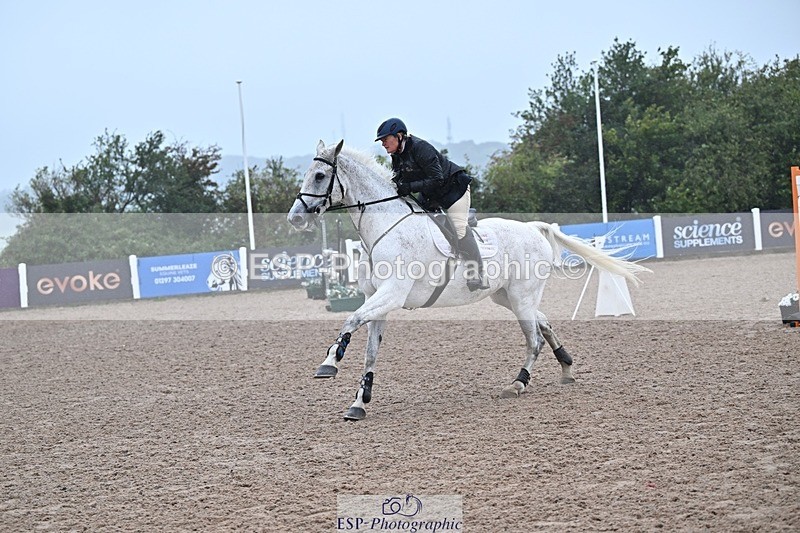 250914-123531-08846 - Cls 36 1.05m Amateur Quali