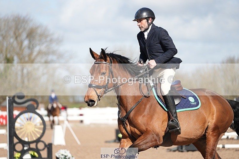 250329-100917-03560 - Cls 20 British Novice and 90cm