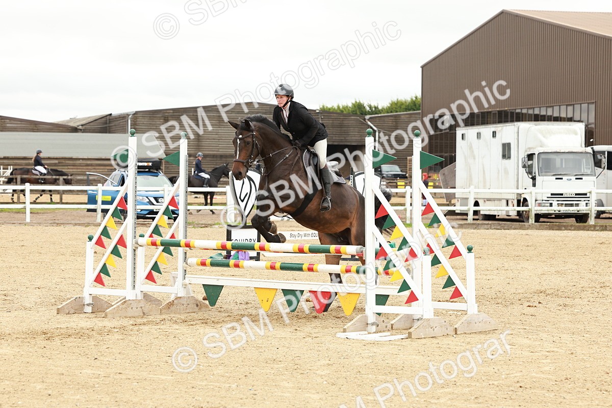1I0A6913 - Class 2 - Senior British Novice