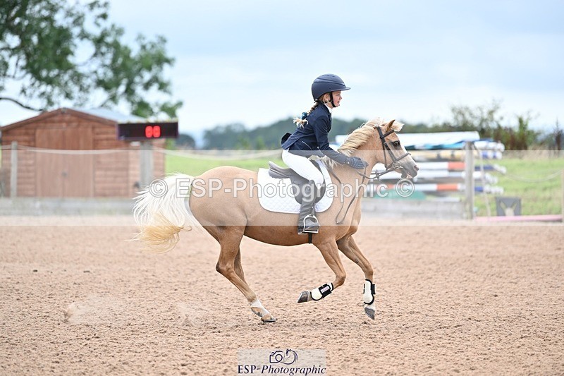 240813-152454-00062 - Clear round & 60cm