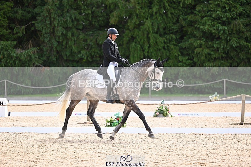 240524-110058-08302 - 517-SAUNDERSCOURT_AMBASSADOR-Adam_Trew