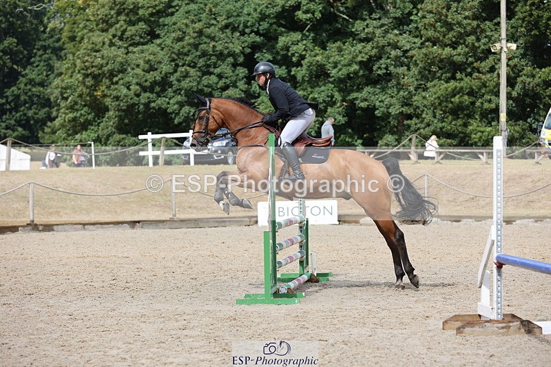 250829A-121108-01582 - Cls 7 British Novice and 90cm