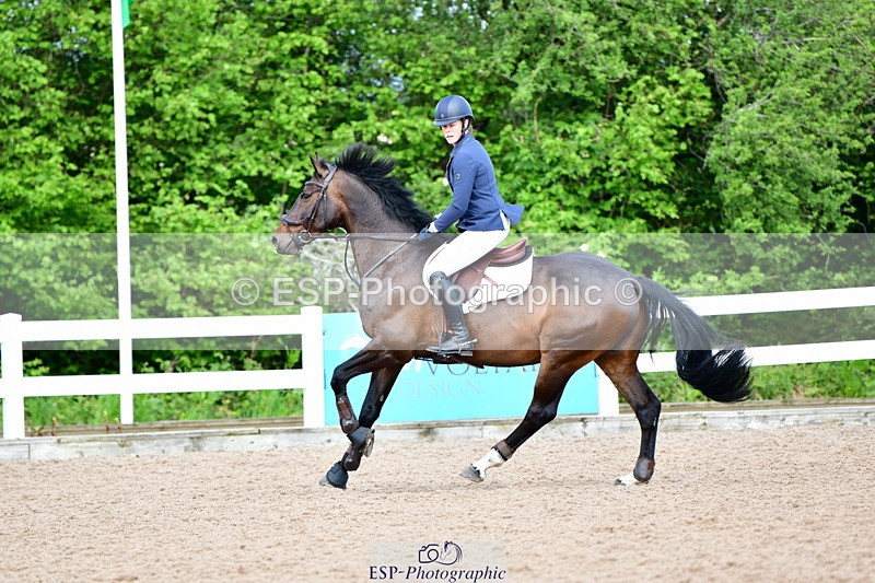 240526A-093441-07111 - Cls 32 British Novice and 90cm Open