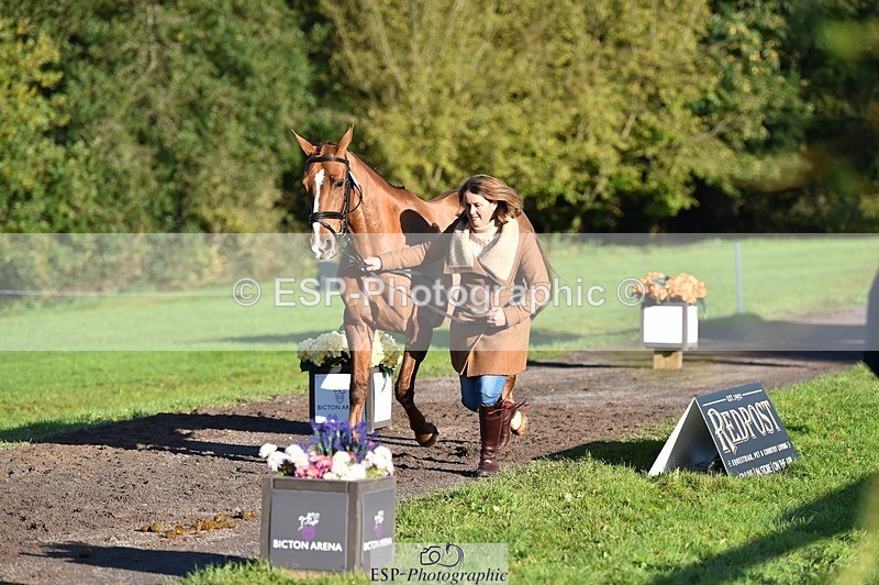 231022-095510-22108 - 446-WANDALUST-Lizzie.Luxton-TrotUp+SJ