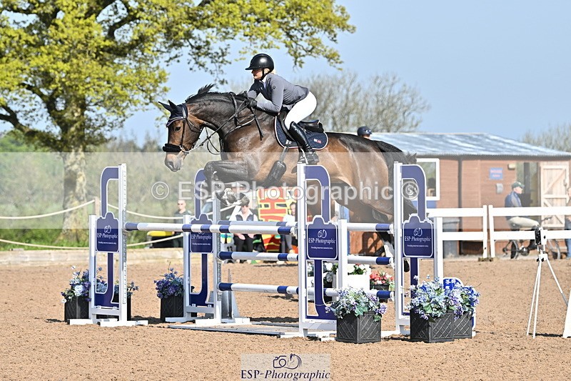 240509A-092044-00529 - Cls 8 Foxhunter