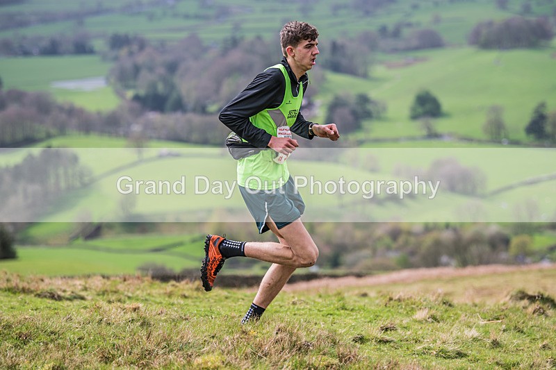 Arant Haw Seniors-19 - Kendal Winter League Arant Haw (Senior Race) Sunday 14th April 2024