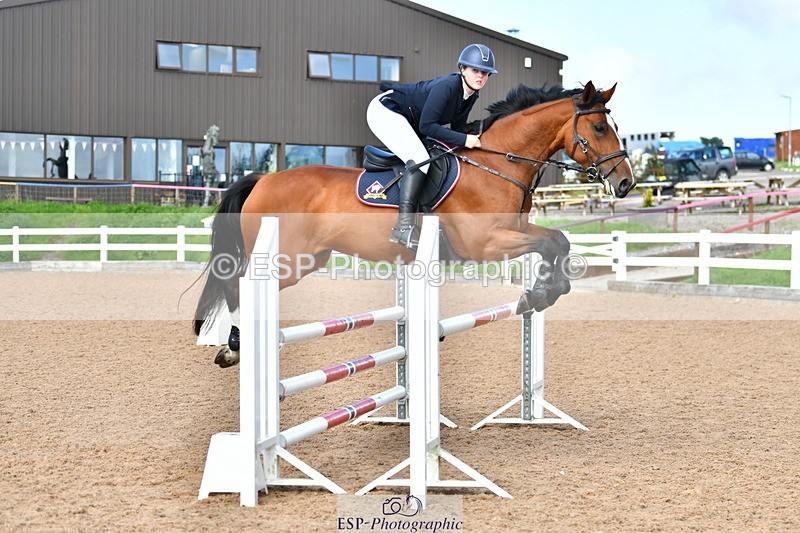 230819A-160126-01095 - Cls 33 1.05m Amateur Qualifier