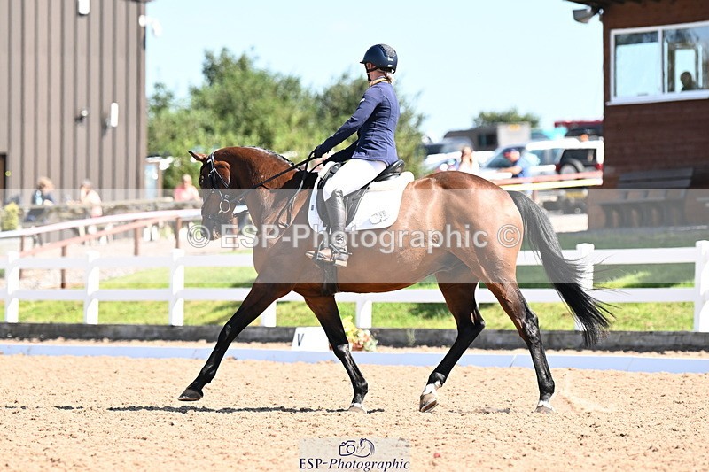 240816A-113231-04060 - 198-Lindsey.Cheffings-Prima