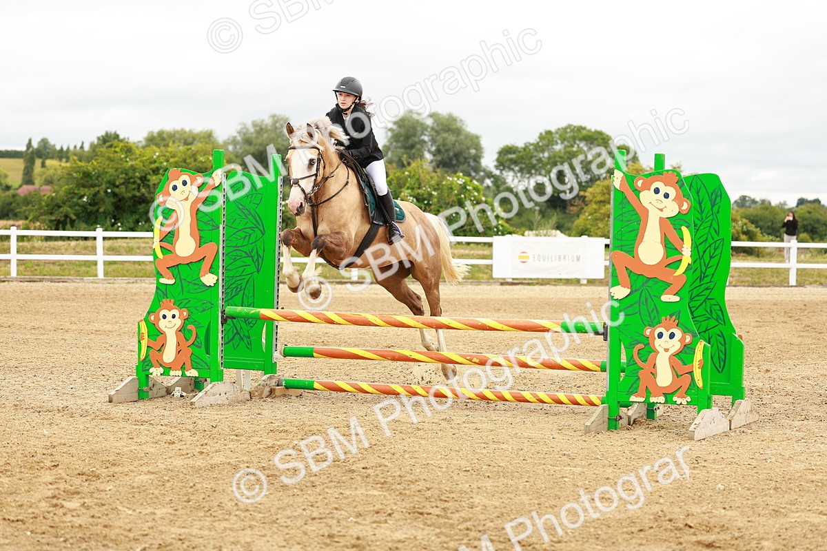 SBM_001549 - Class 8 - Clear Round