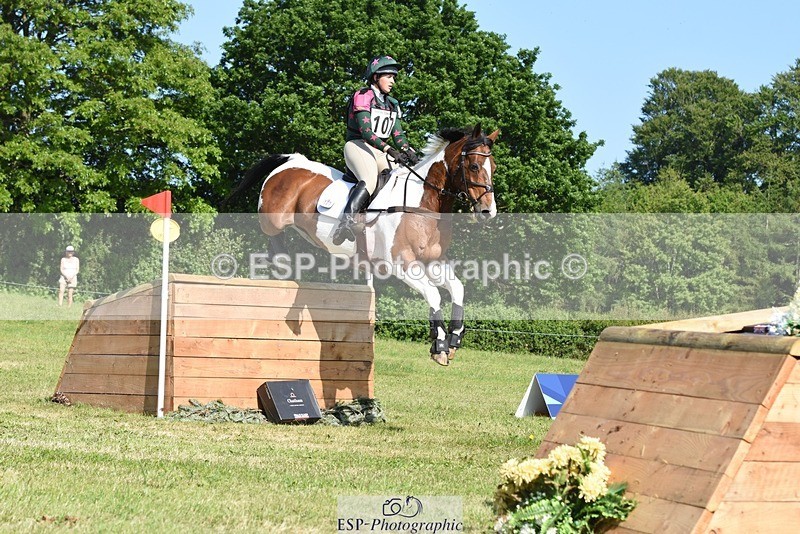 230527-163532-12585 - 107-KOLESTON_PERFECT-Torie_Sleep-XC