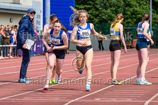 Relays26-924071 - Female Set Four