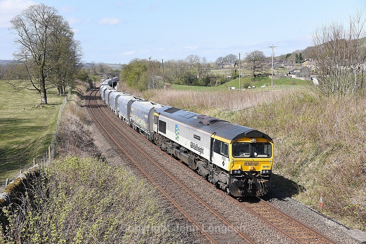 JL - 9.4.25 66794 6M37 Arcow - Pendleton, Long Preston - Latest shots