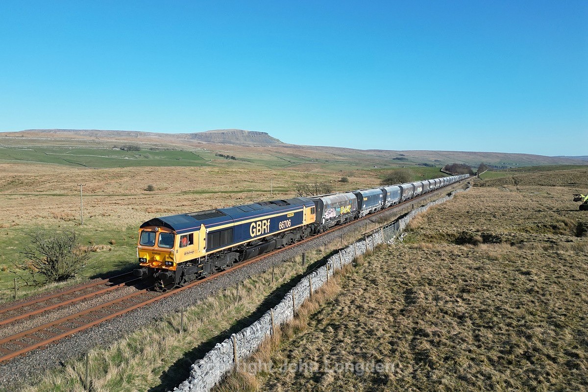 JL - 2.4.25 66706 6E77 Arcow - Hunslet, Selside Far Moor - Latest shots