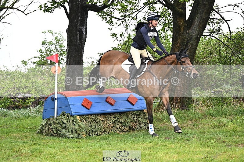 250418-140622-05426 - 212-Lucy.Lloyd-WATERNISH.BRIDLE.LANE
