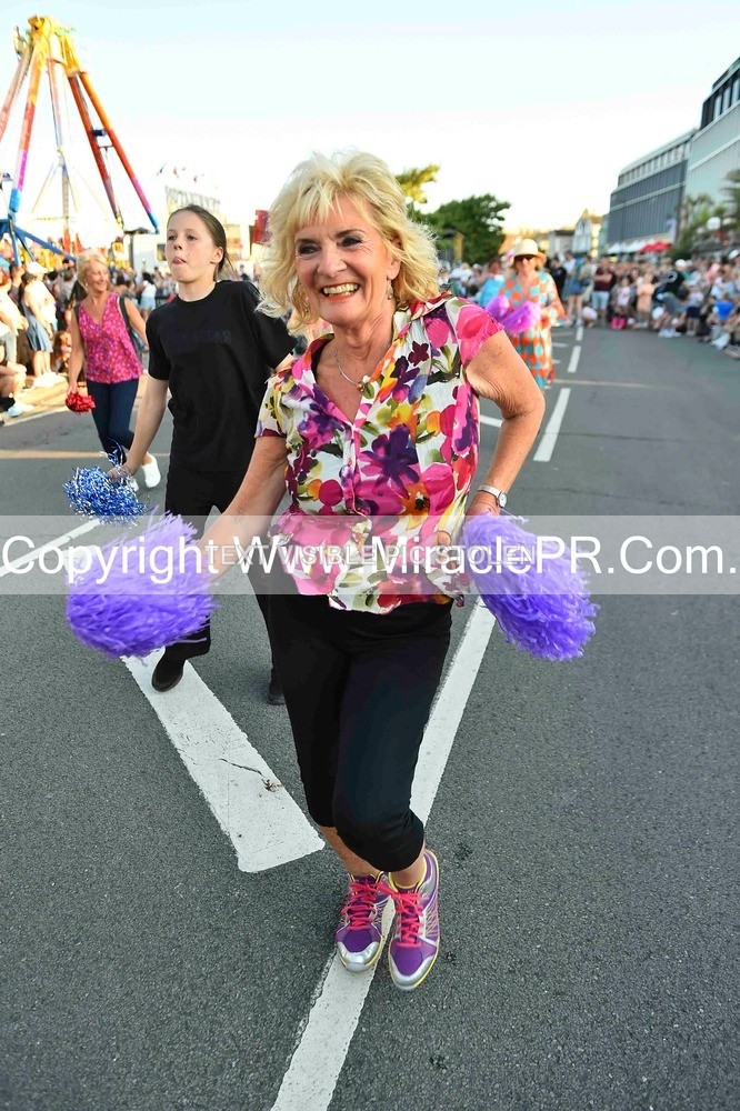 SH4_3658 - Carnival Procession.