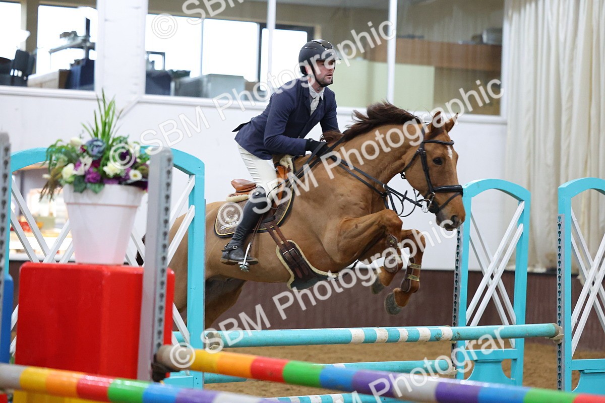 1I0A5033 - Class 9 - Senior Newcomers/ 1.10m Open