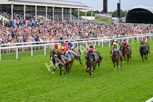 270724-Race 5-Theme Park-7402 - Race 5 4.35pm Sky Bet Prize Drop Handicap
