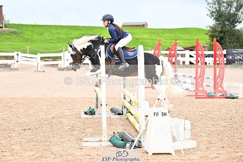 250920-105534-00307 - Cls 22+23 Club and Schools 70cm