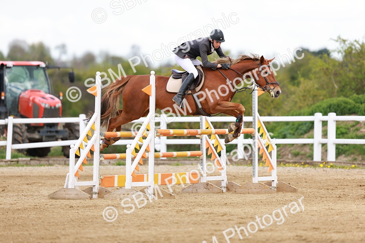 SBM_001993 - Class 4 - Senior Newcomers - 1.10m