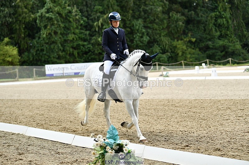 250718A-120608-01327 - 062-Emma.Lomas-Hillgarth.Bombay.Saphire