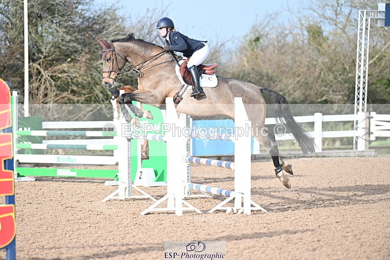 231208A-113609-00532 - Cls 4 Snr 1.05m Open