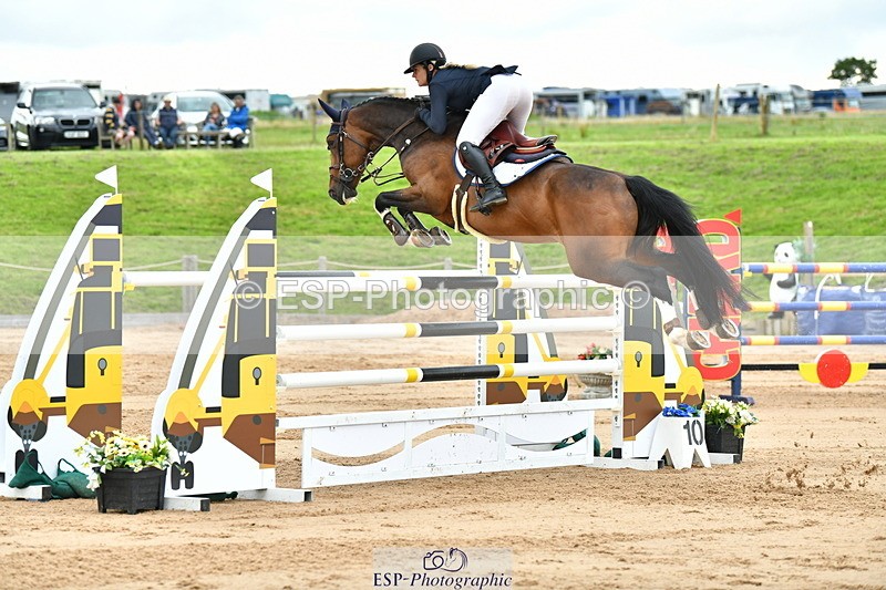 230720A-170119-04504 - Cls 9 2 Star Big 1.40m break to end