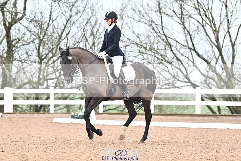 250216-100301-04543 - 120-saska.ingham-Fantasma