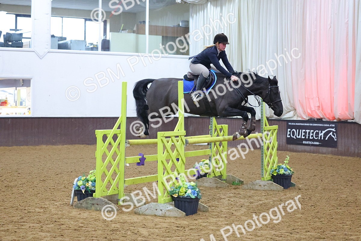 SBM_008693 - Class 22  - Senior Newcomers/ 1.10m Open - First Round (1.10m)