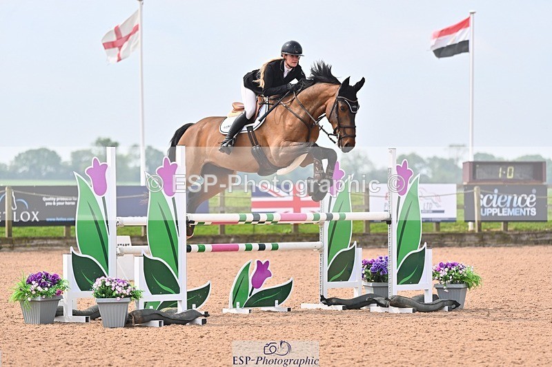 260509-110756-01837 - Cls 26a Snr Foxhunter